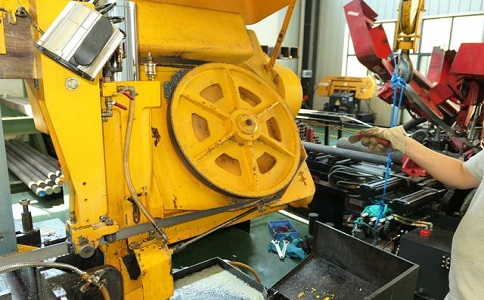 如何解决安福卧式金属带锯床切削时出现的断带现象？